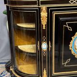 Crédence de style Napoléon III à quatre médaillons de Sèvres