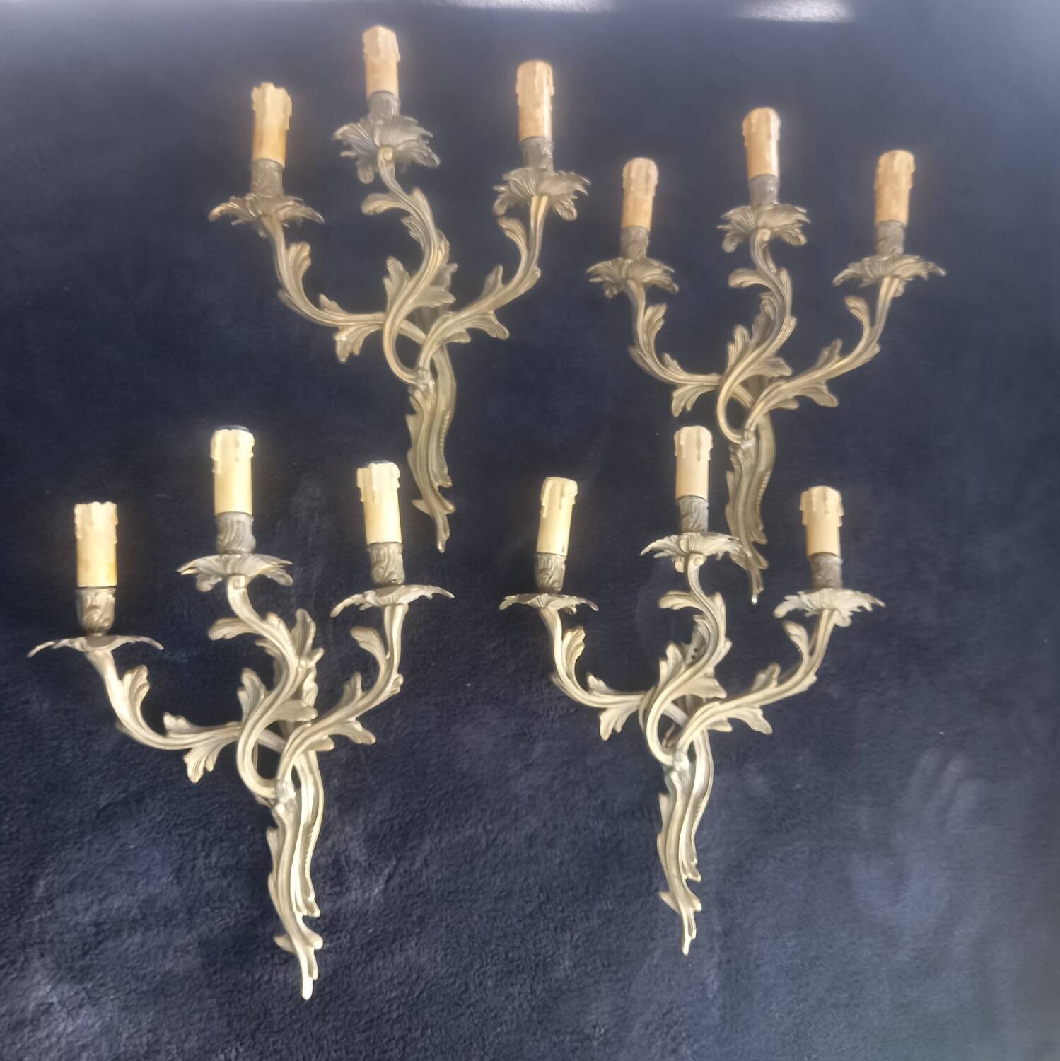 4 large bronze wall lights 3 louis xv rocaille lights