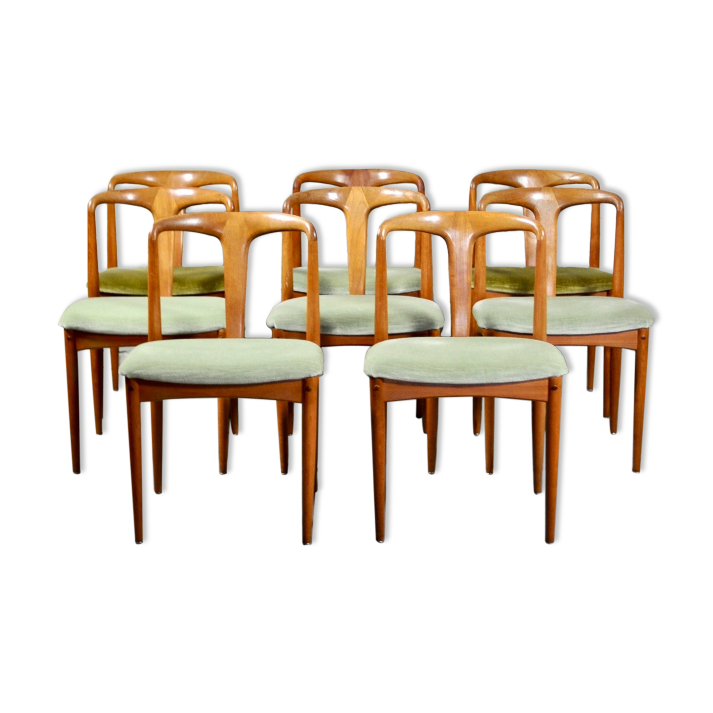 Set of 8 teak 'Juliane' Dining Chairs by Johannes Andersen
