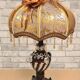lampe d'inspiration victoriene, résine peinte