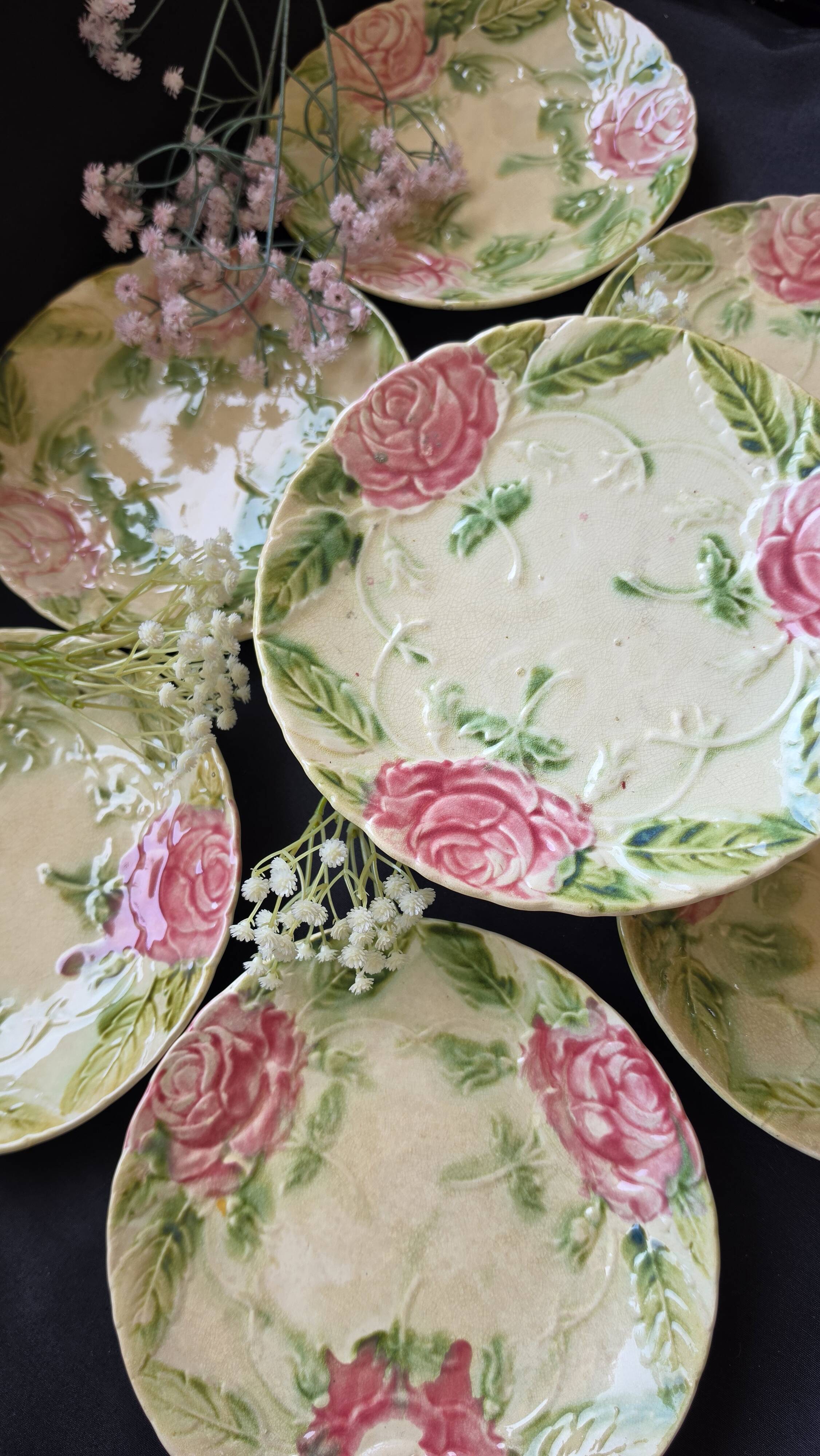 Exclusive antique dessert service in faience/terracotta with slip from 1900.