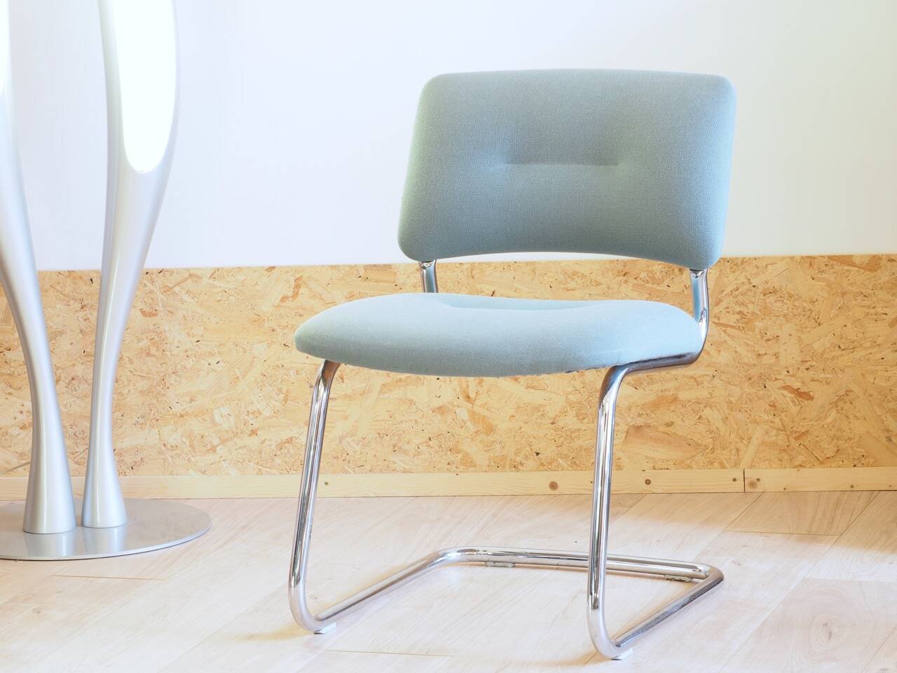 6 steelcase strafor chairs