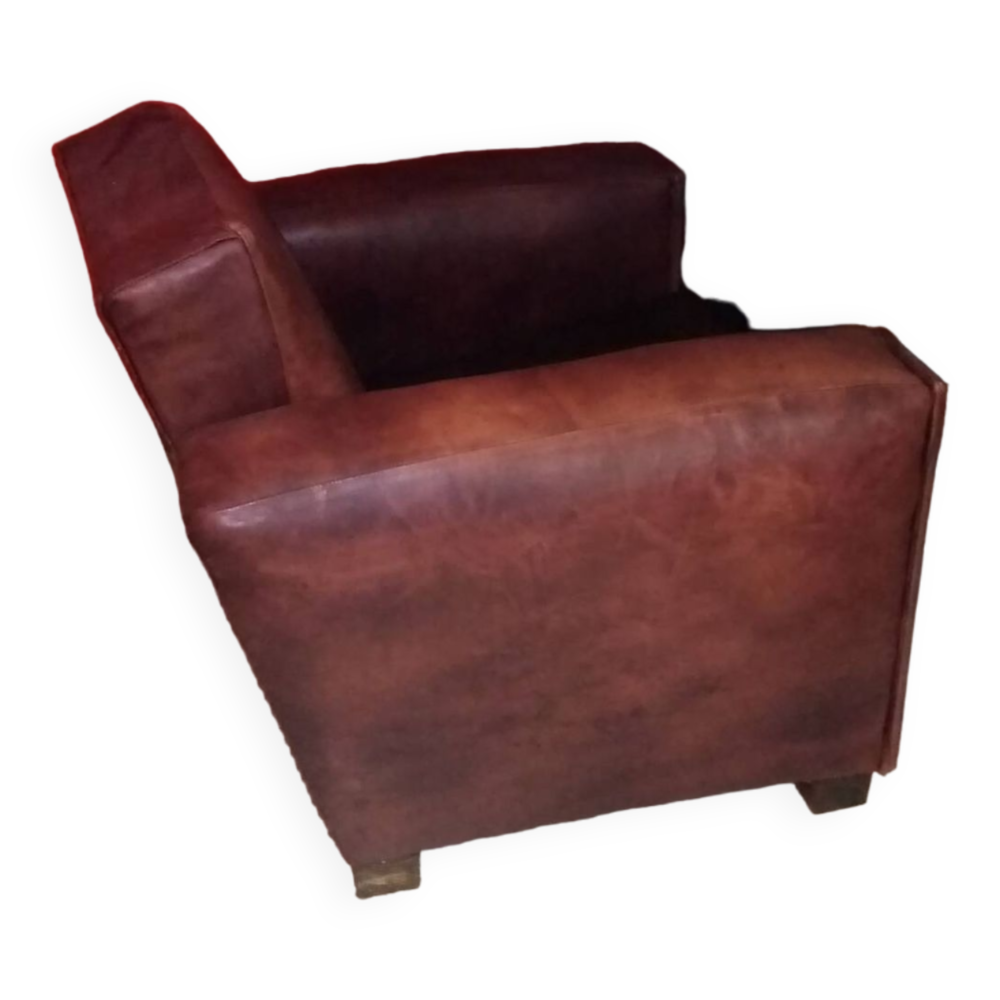 Square club armchair
