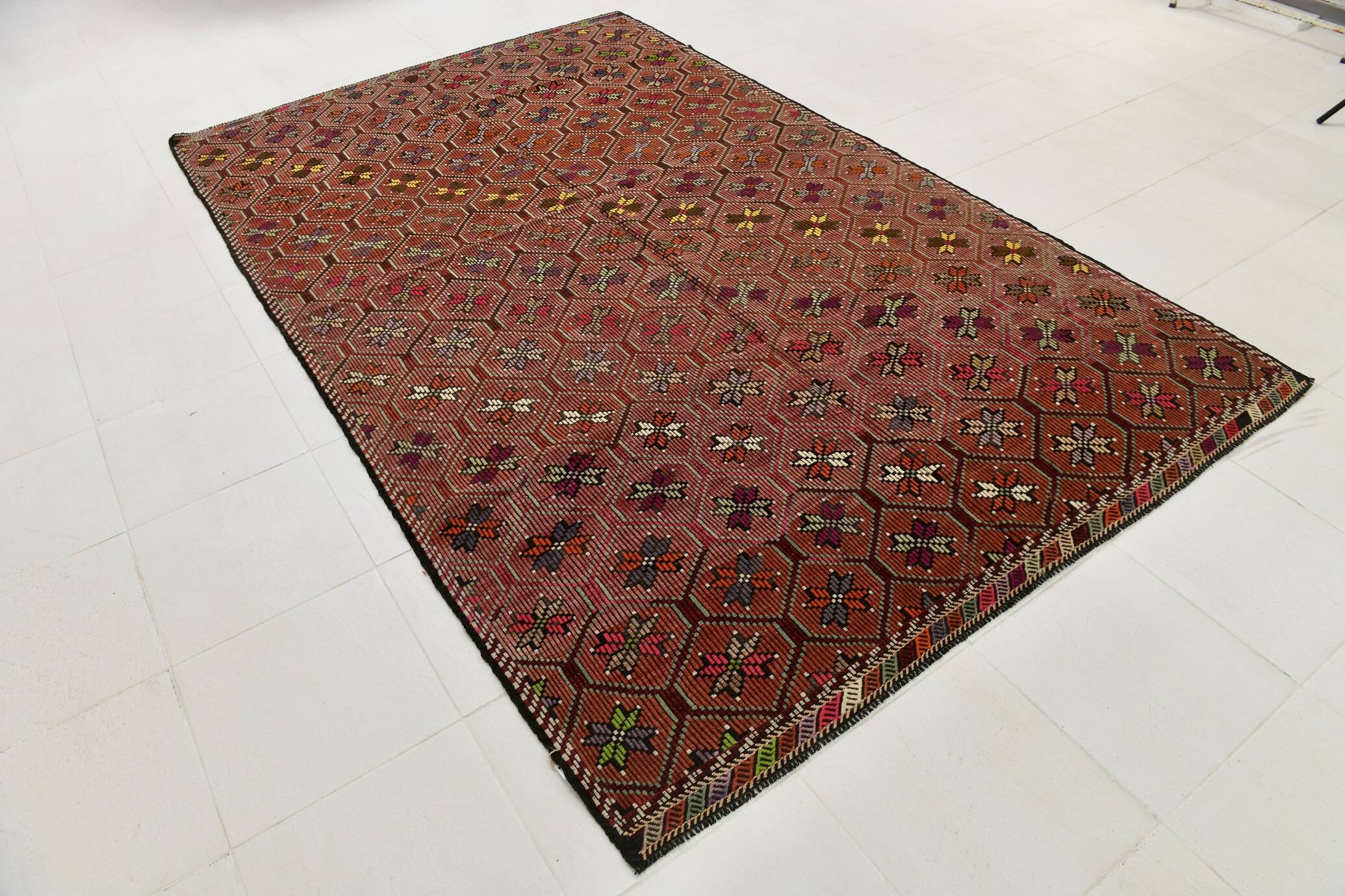 Burgundy Red Star Pattern Vintage Kilim Rug, 194x314Cm