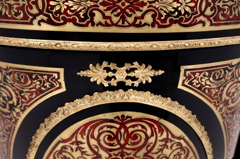 Antique corner chest of drawers in the Boulle style, France, mid-19th century. After renovation.