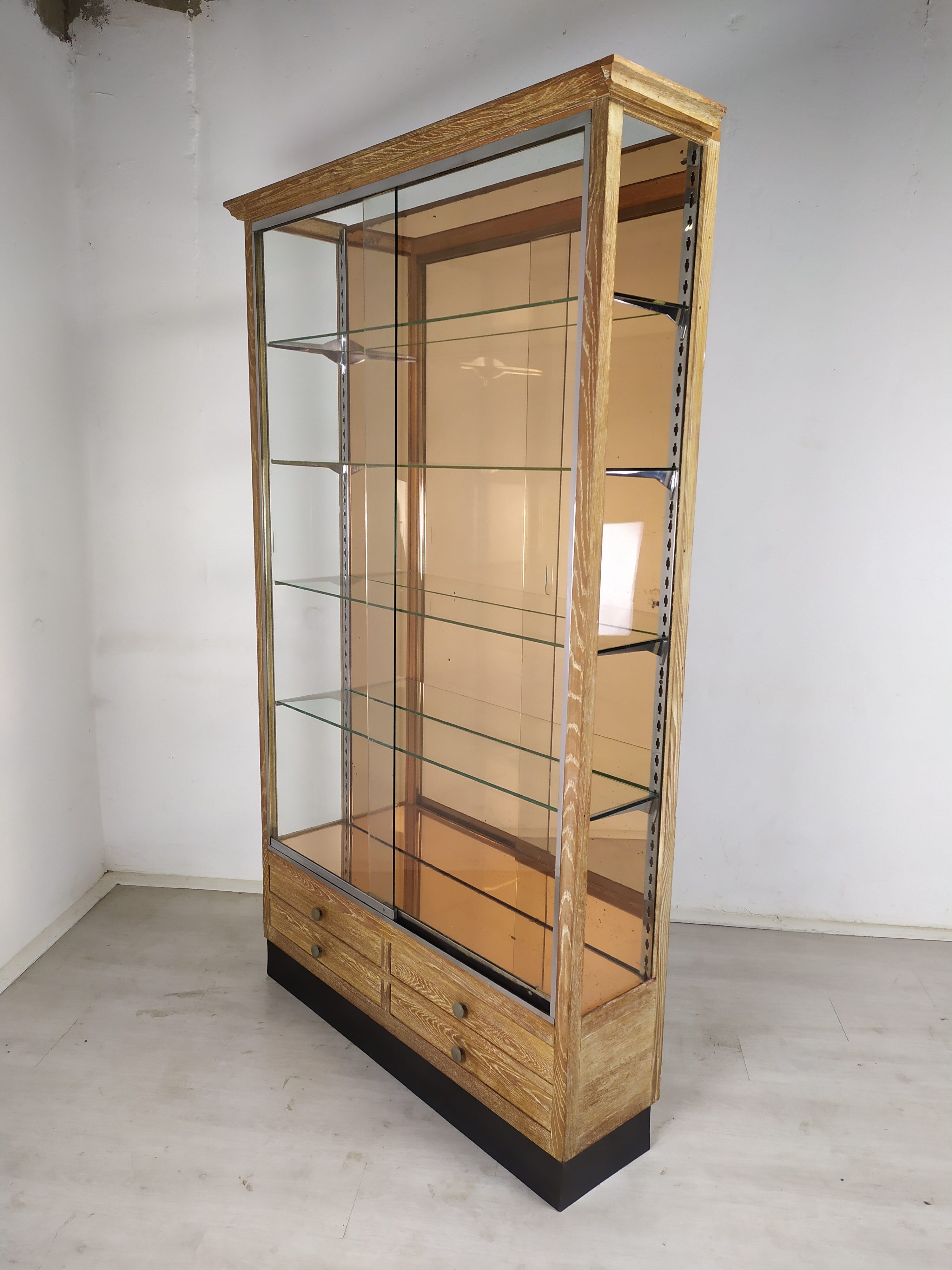 Art deco showcase cerused oak
