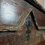 Truly antique 19th-century large oak chest blanket/ treasure chest