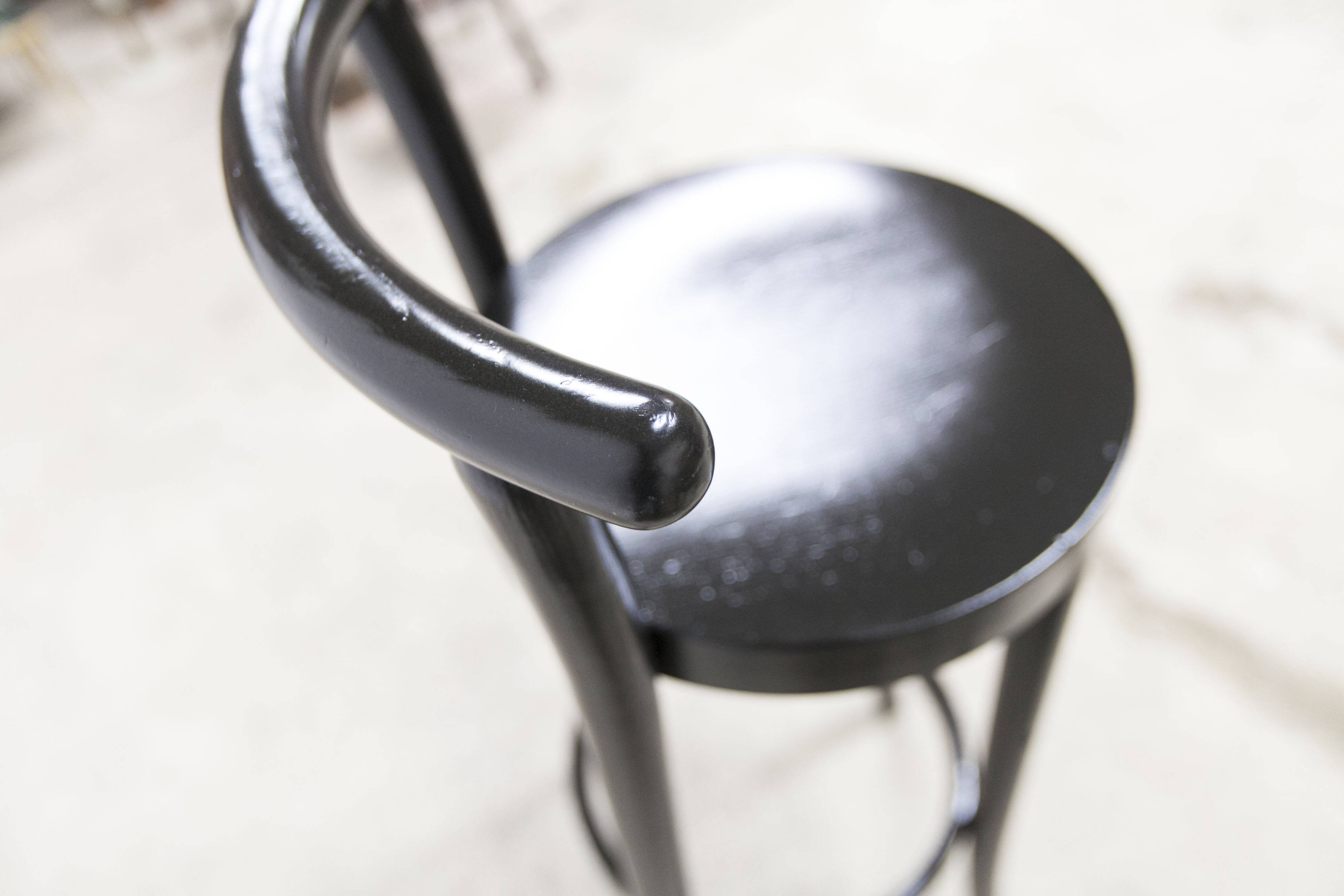 Pair of Baumann high stools, Dialog model, 79 cm