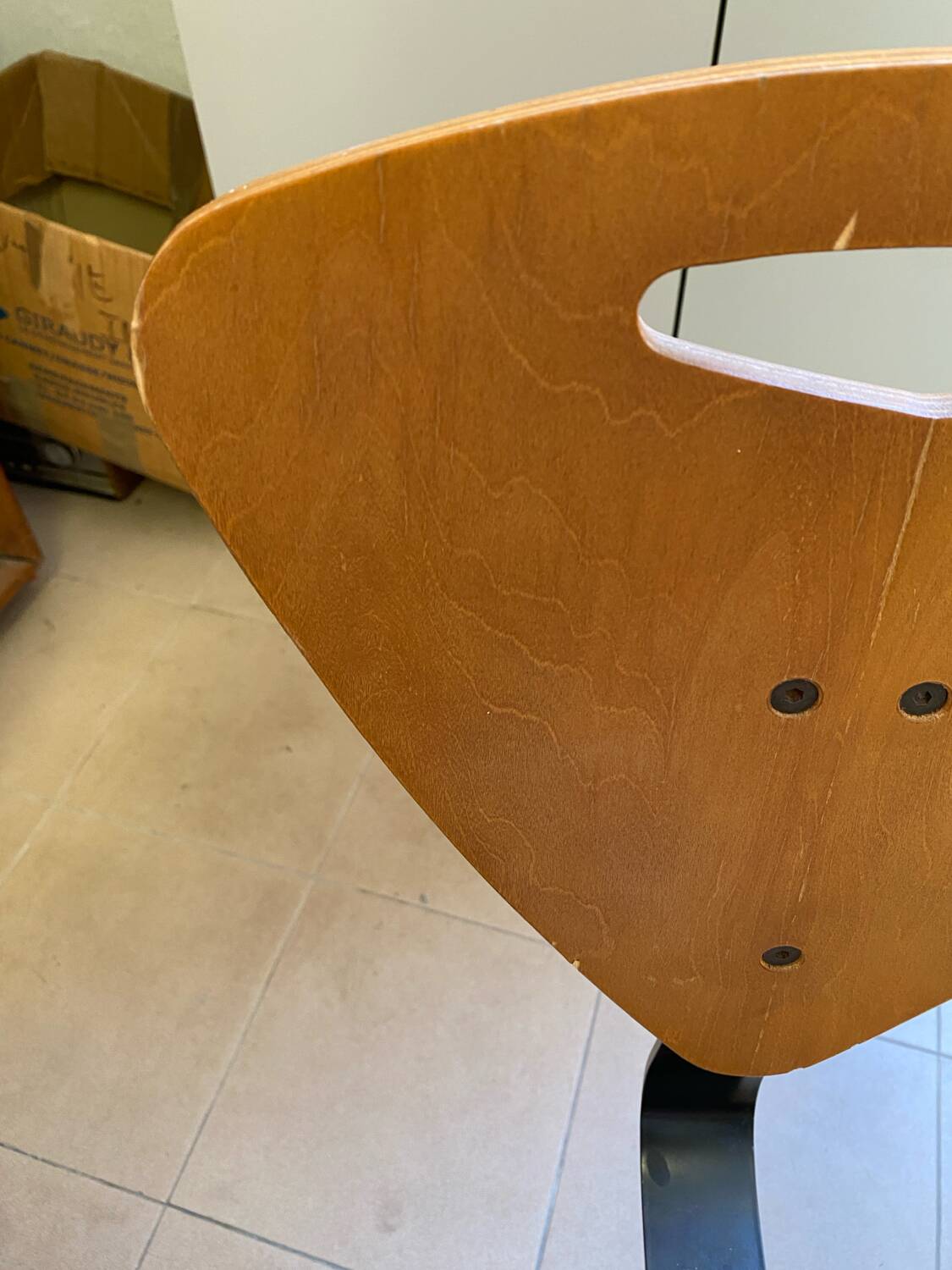 Chaise italienne année 80, en bois et métal