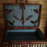 Wicker picnic case