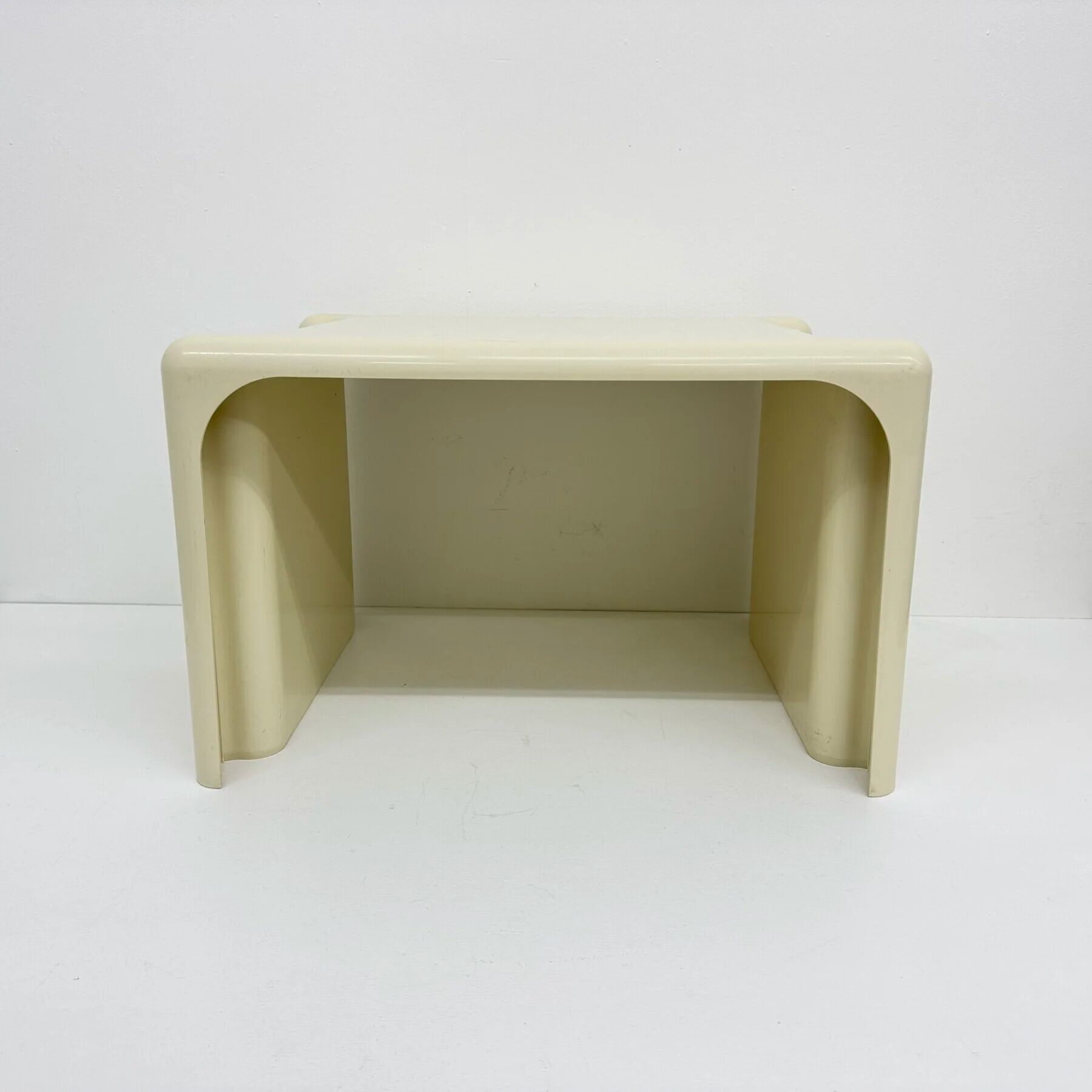 Italian modern plastic side table by Giotto Stoppino for Elco Scorze, 1970s