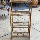 Étagère en bambou