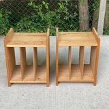 Paire de meubles vinyles, chevets scandinaves en bois massif