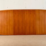 Scandinavian dining table with double extension