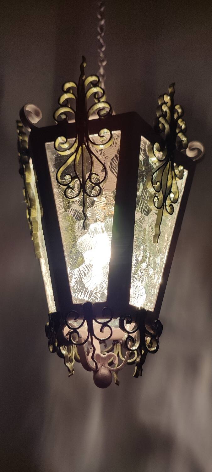 Plafonnier ou lanterne. Espagne, années 1980.