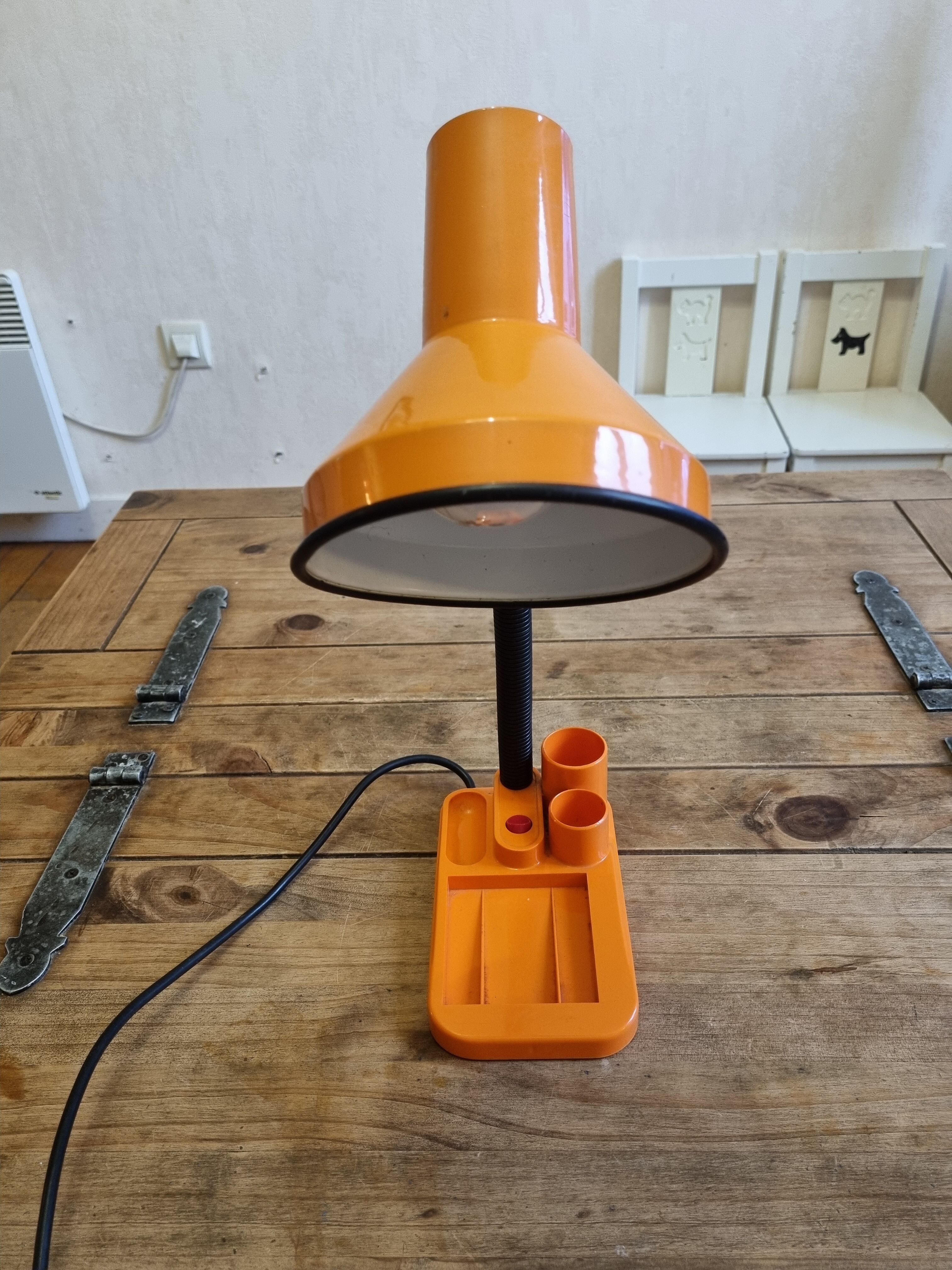 70s orange pop lamp