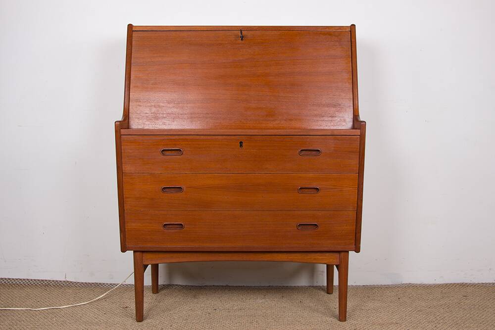 Danish Teak Secretary Desk Model 37 by Arne Wahl Iversen for Vinde Mobelfabrik 1960.