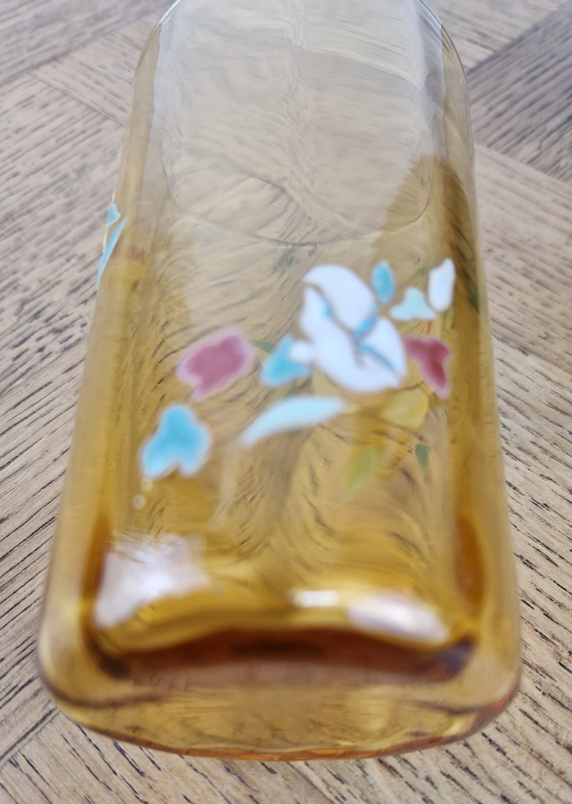 Art Nouveau enamelled glass with floral decoration - tumbler