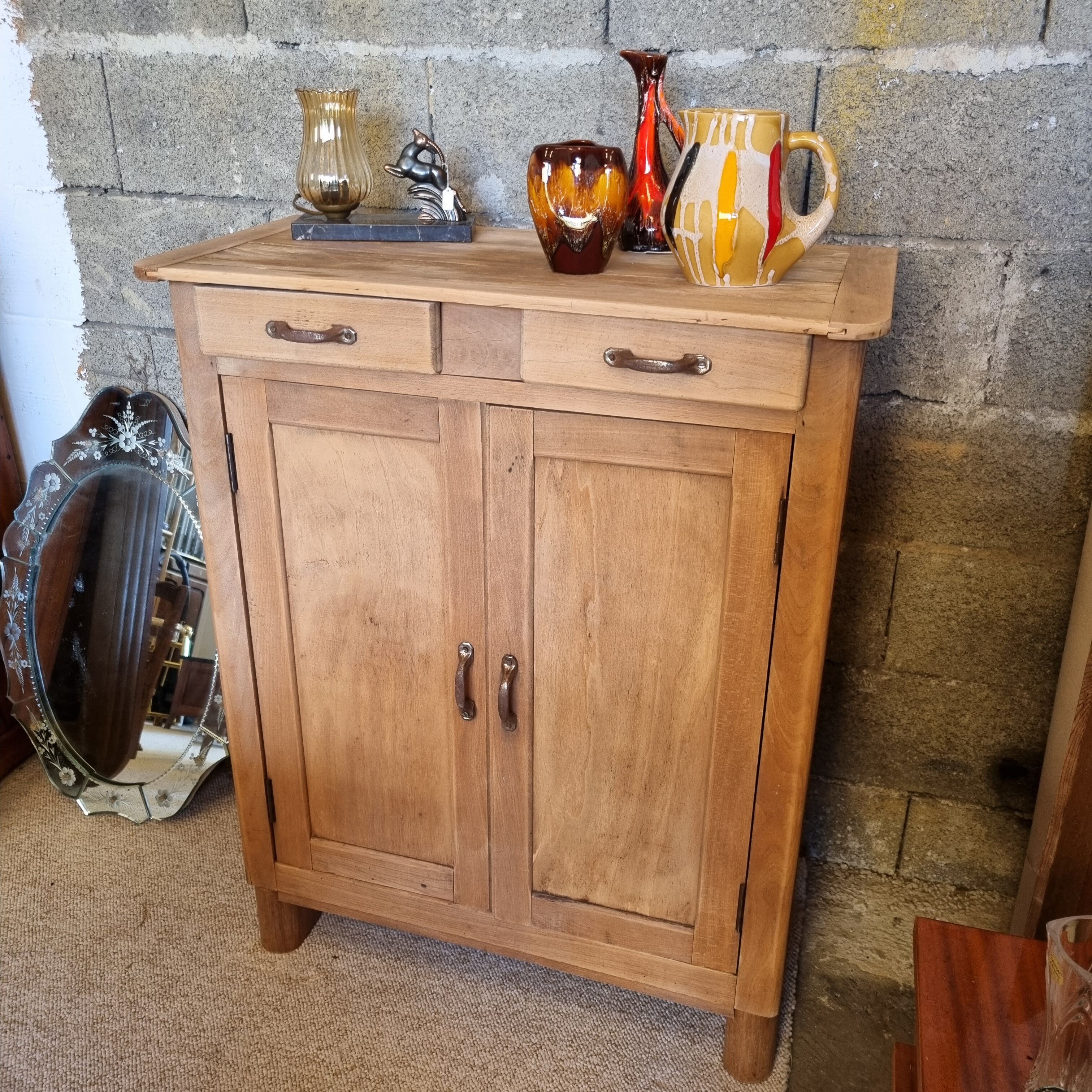 Parisian buffet in raw wood
