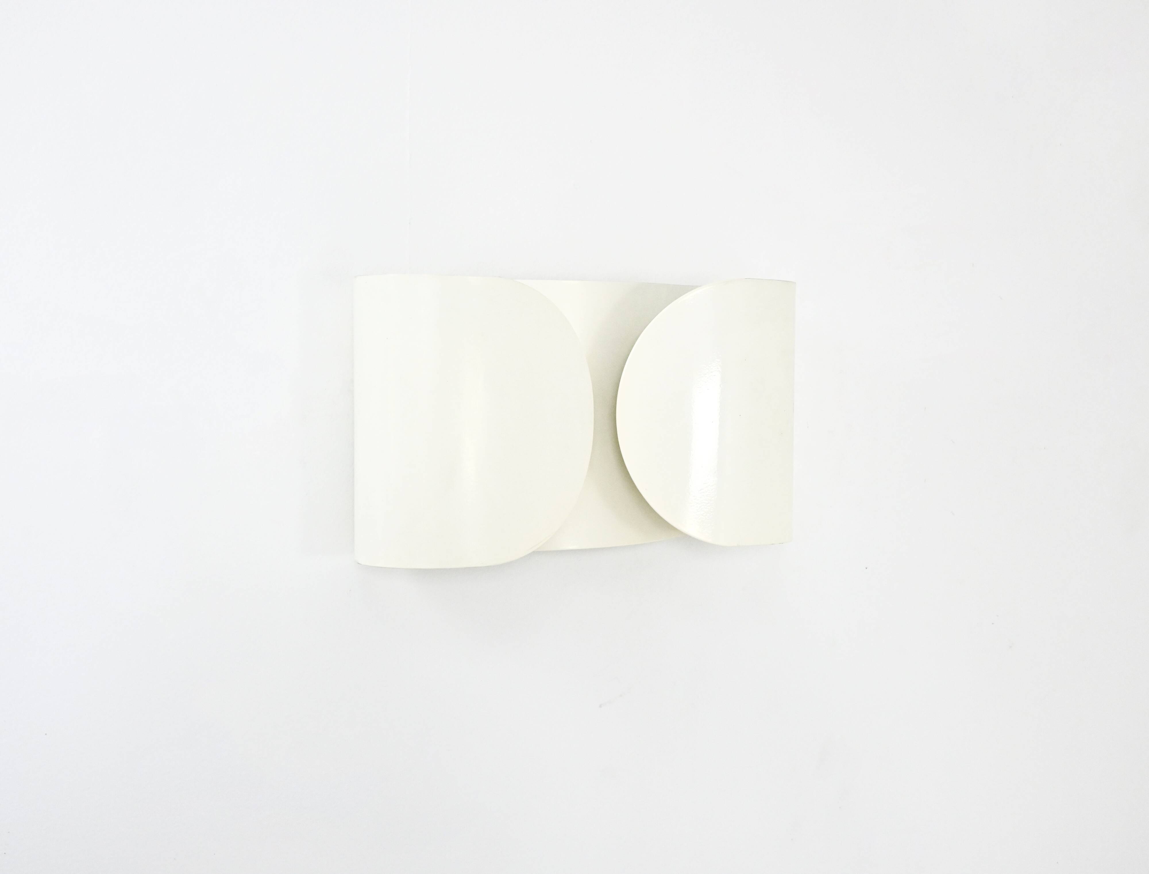 White "Foglio" wall light by Tobia & Afra Scarpa for Flos, 1960s.