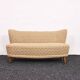 Ensemble canapé et fauteuil cocktail suédois, années 1950 – Dossier courbé