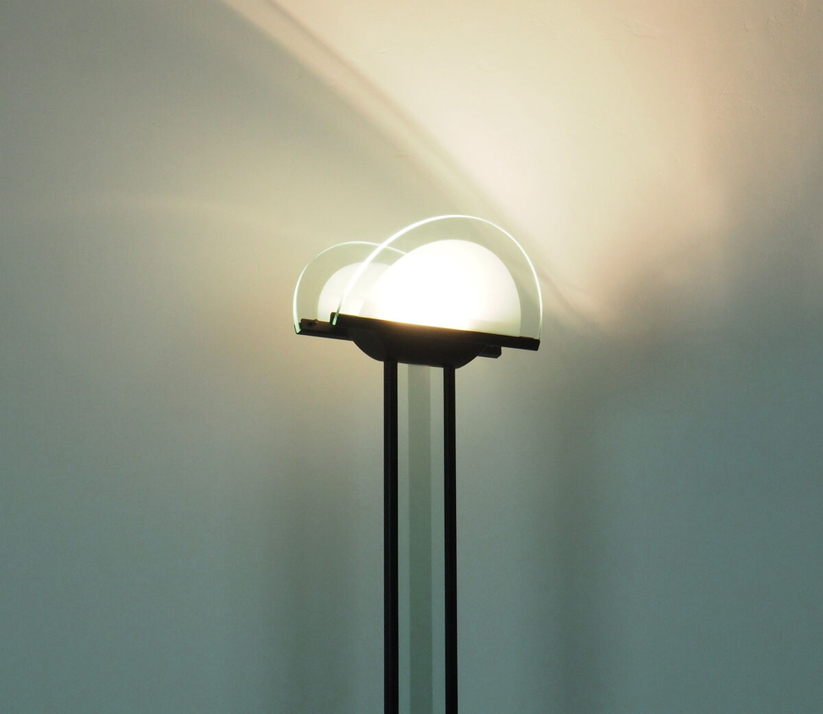 Italian floor lamp from Lamperti, 1980