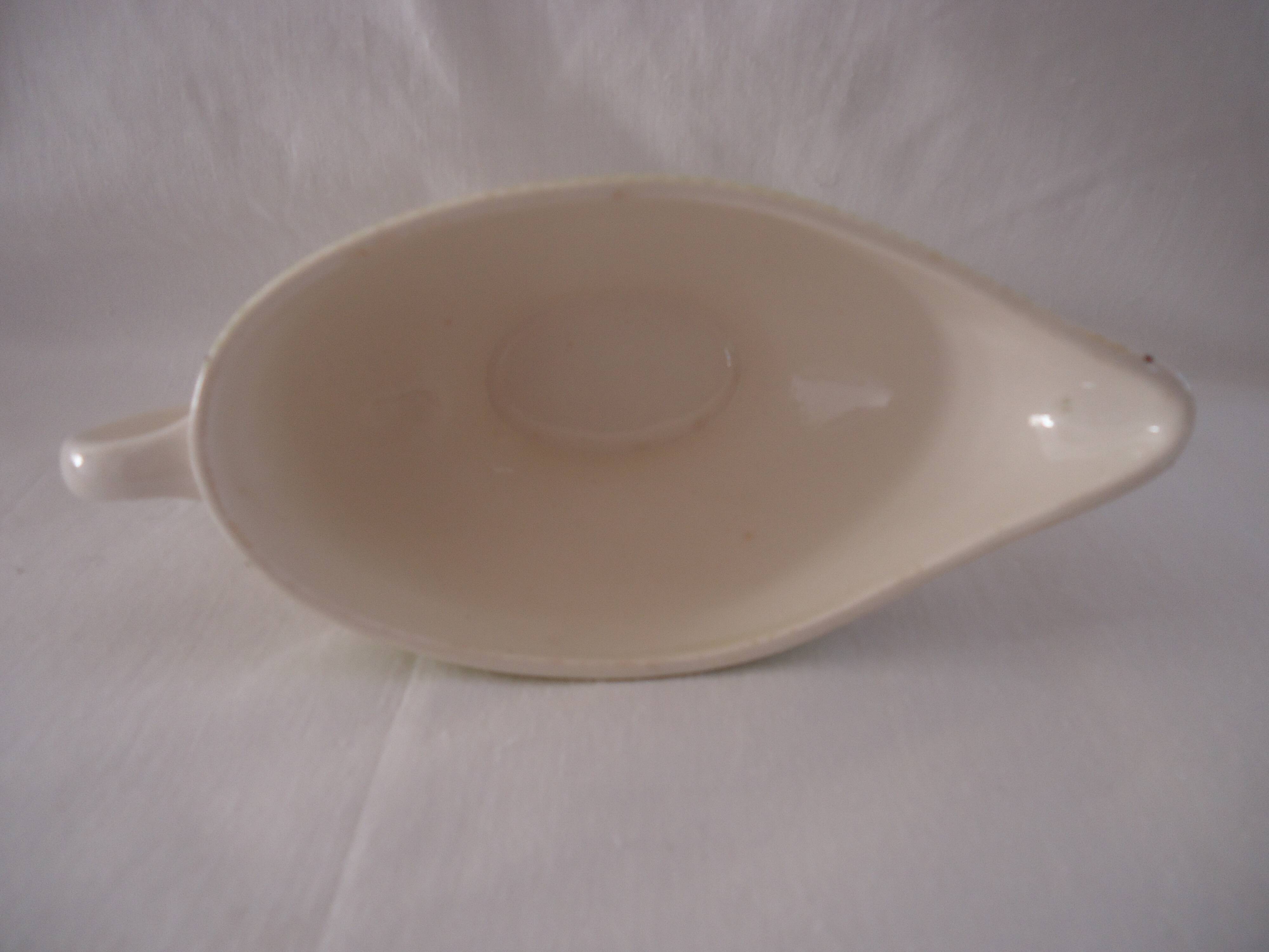 Salins porcelain gravy boat