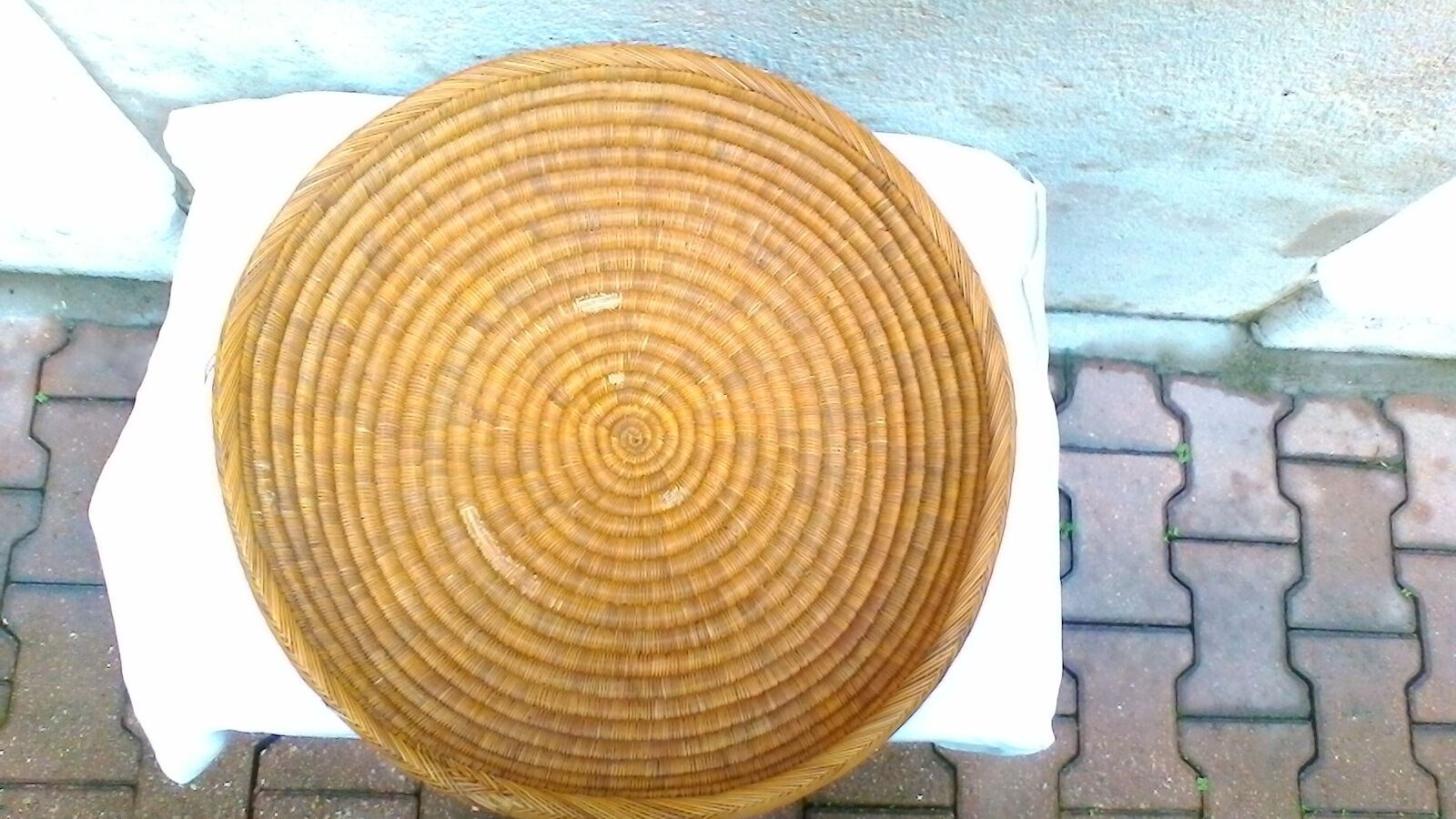Woven basket