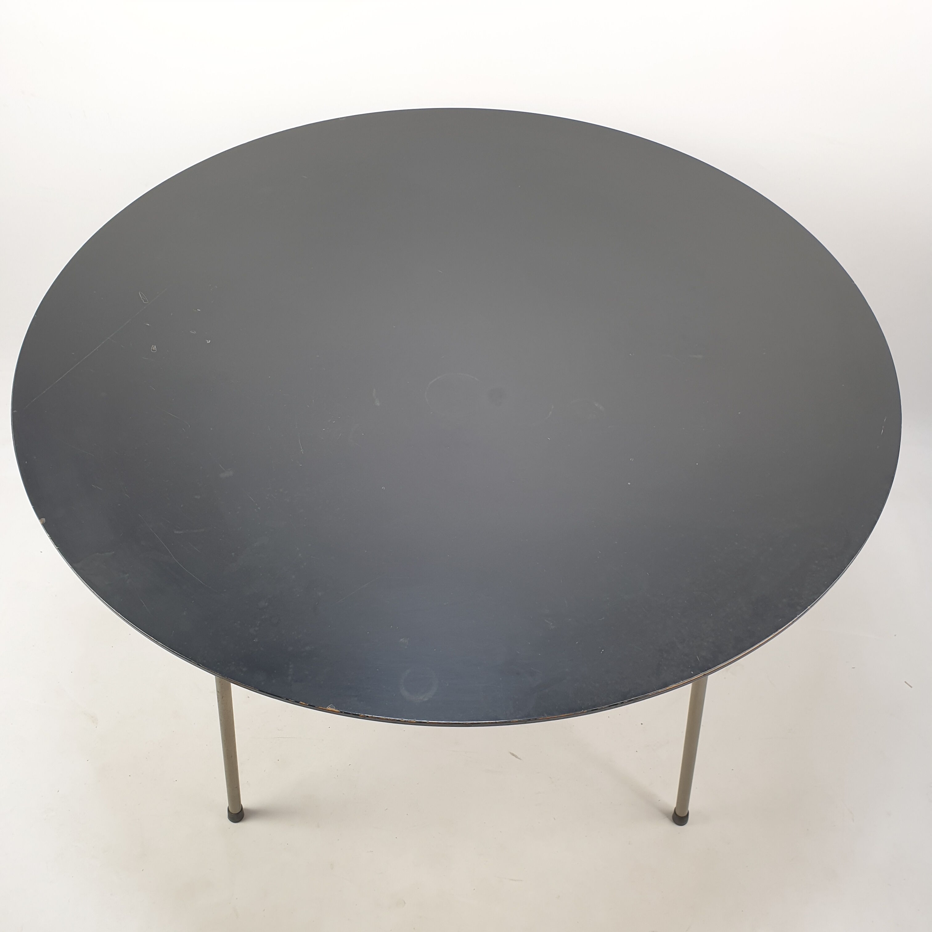Round dining table model tm41 for Pastoe, 1960s