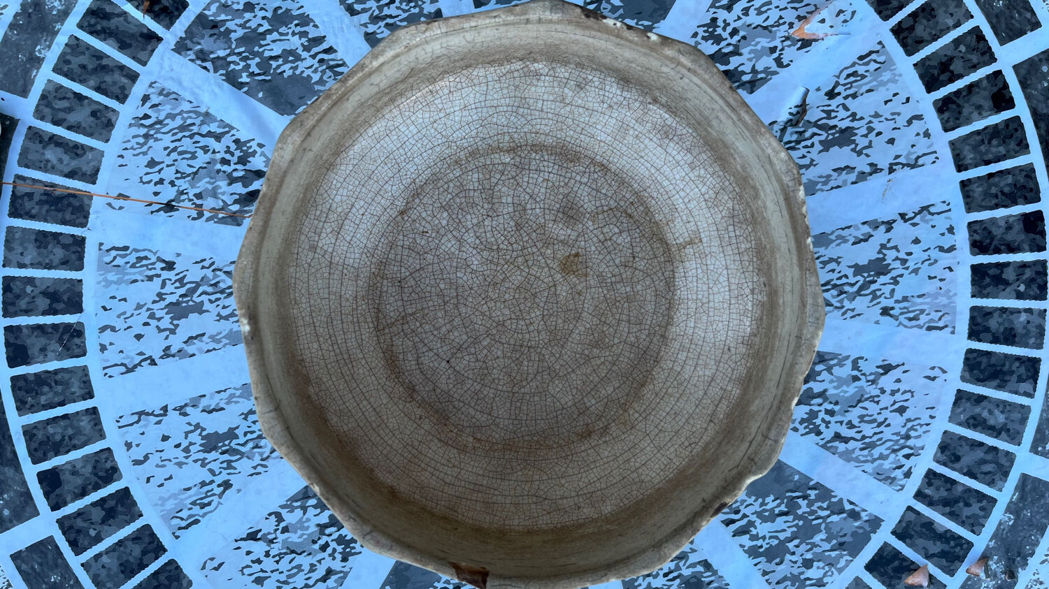 Old Ditmar compote bowl