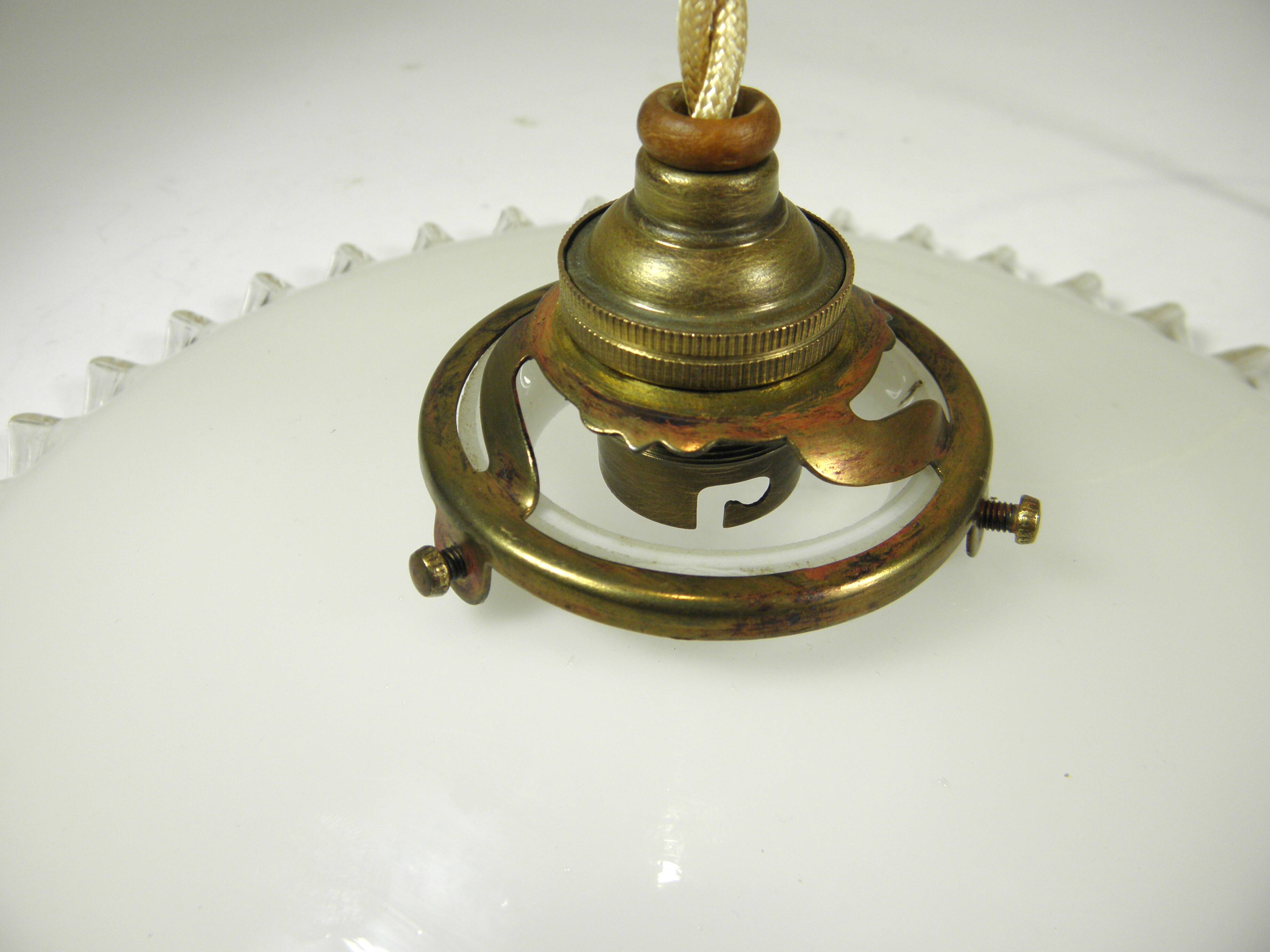 Suspension and rosette in opaline and porcelain