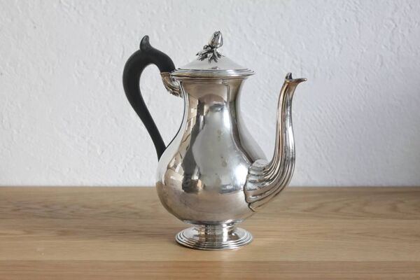 Cafetière ancienne en métal argenté Christofle