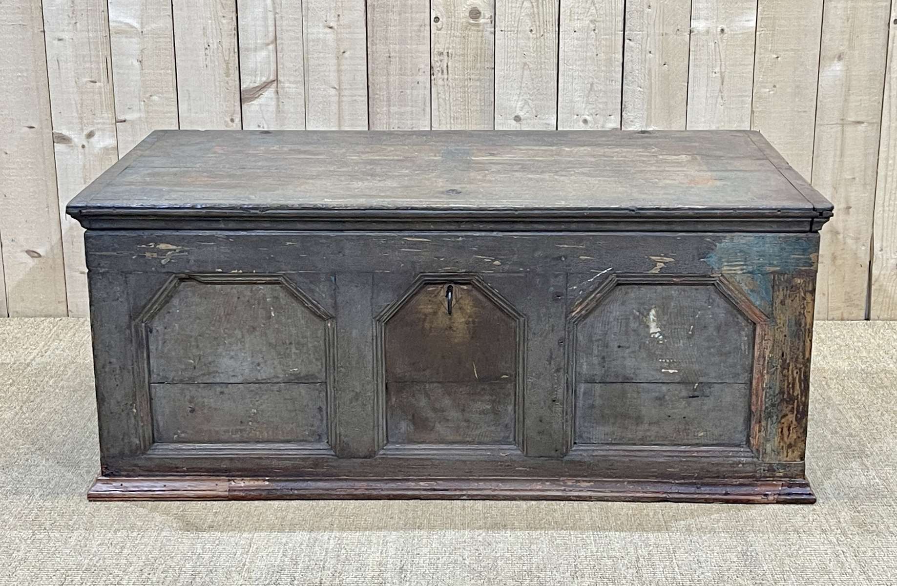 Chest of the seventeenth century in oak and fir