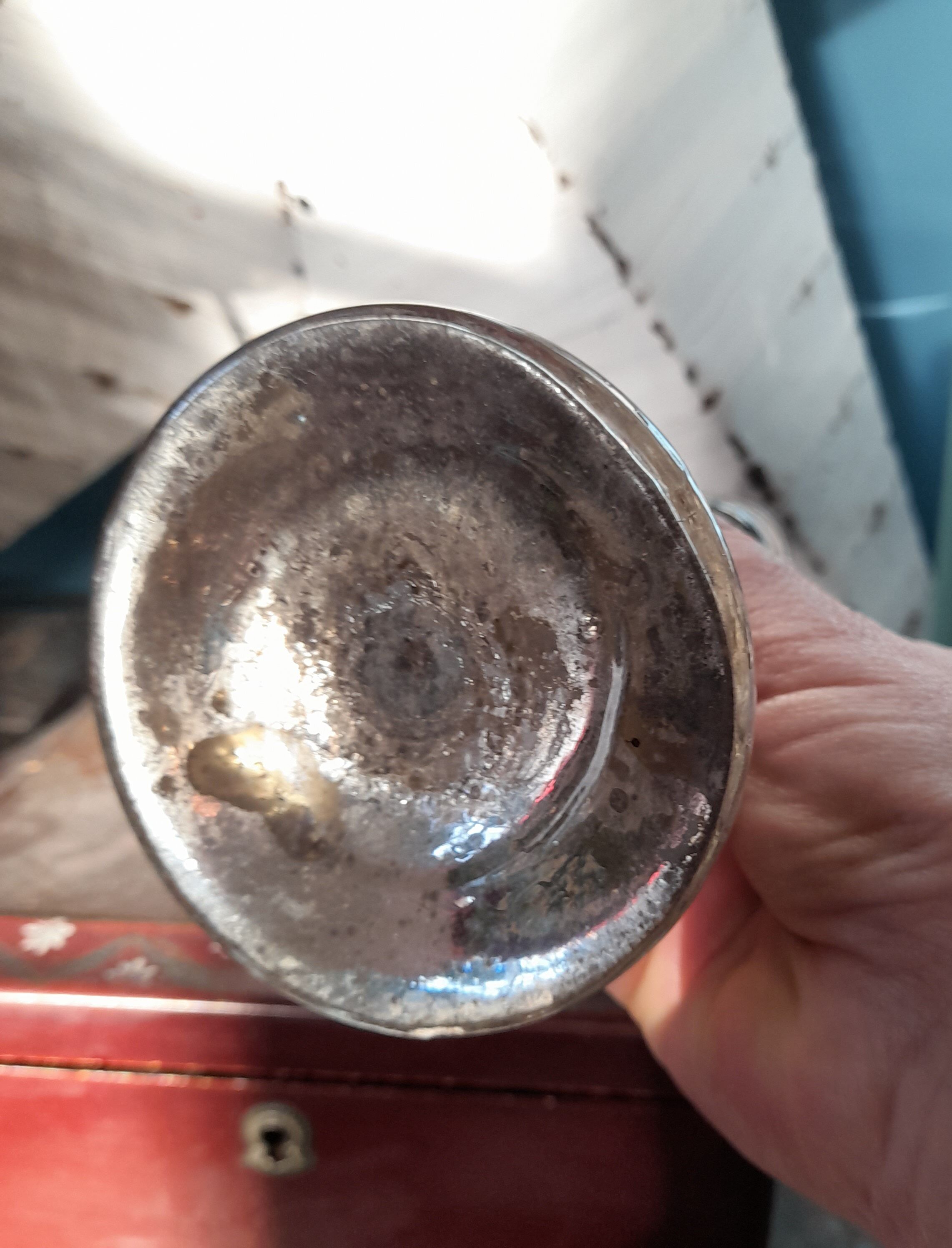 Candle holder eglomized glass