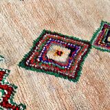 Vintage Boujaad Moroccan Berber rug 184 x 126 cm