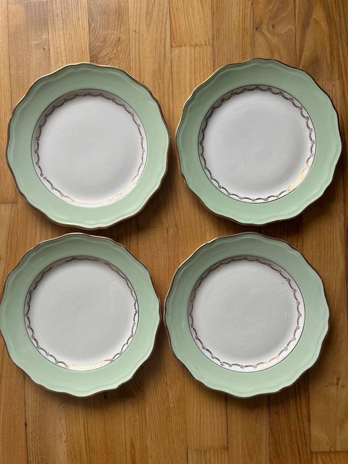 L'Amandinoise flat plates