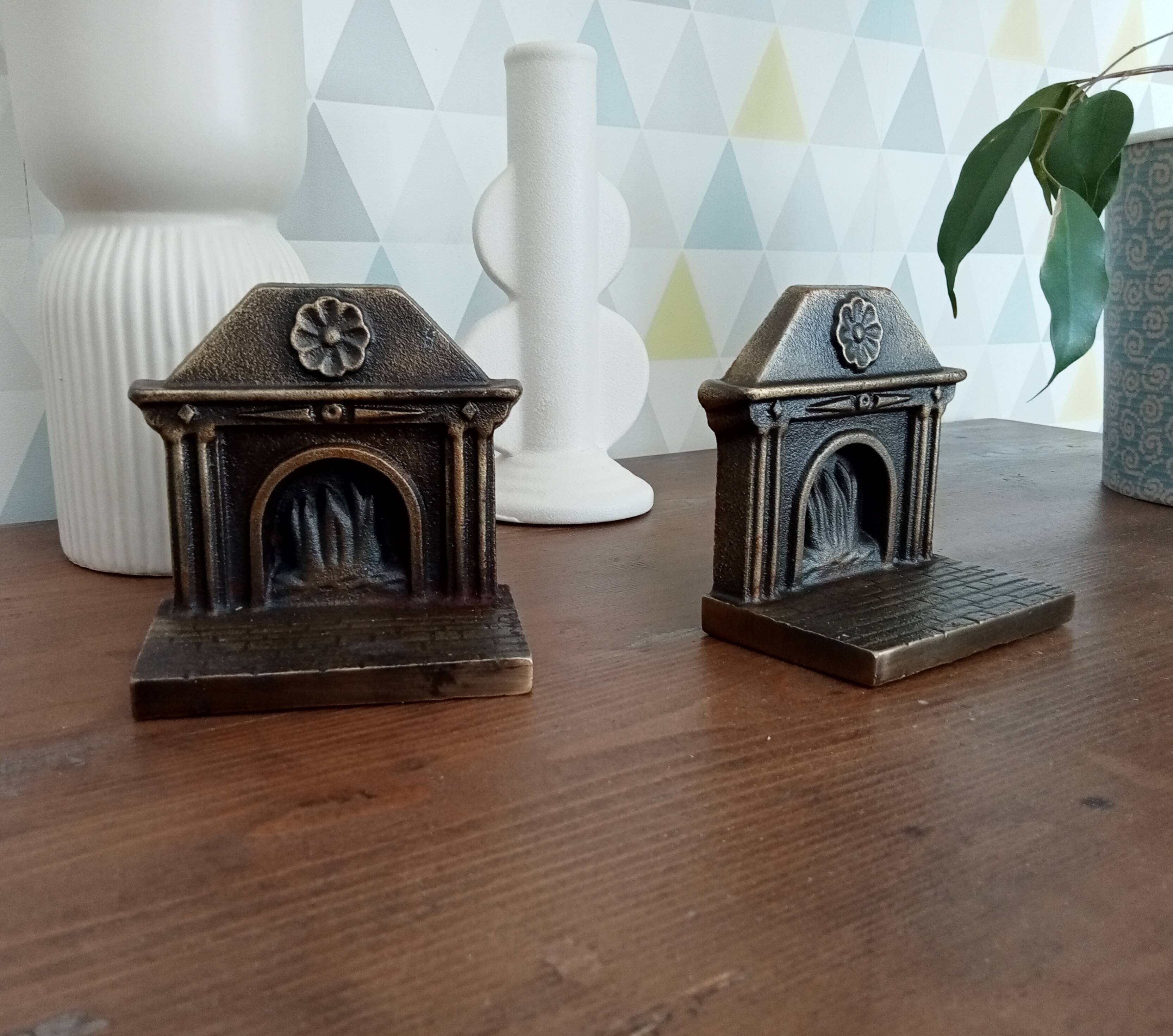 Paire de serres livres en bronze art déco années 1920