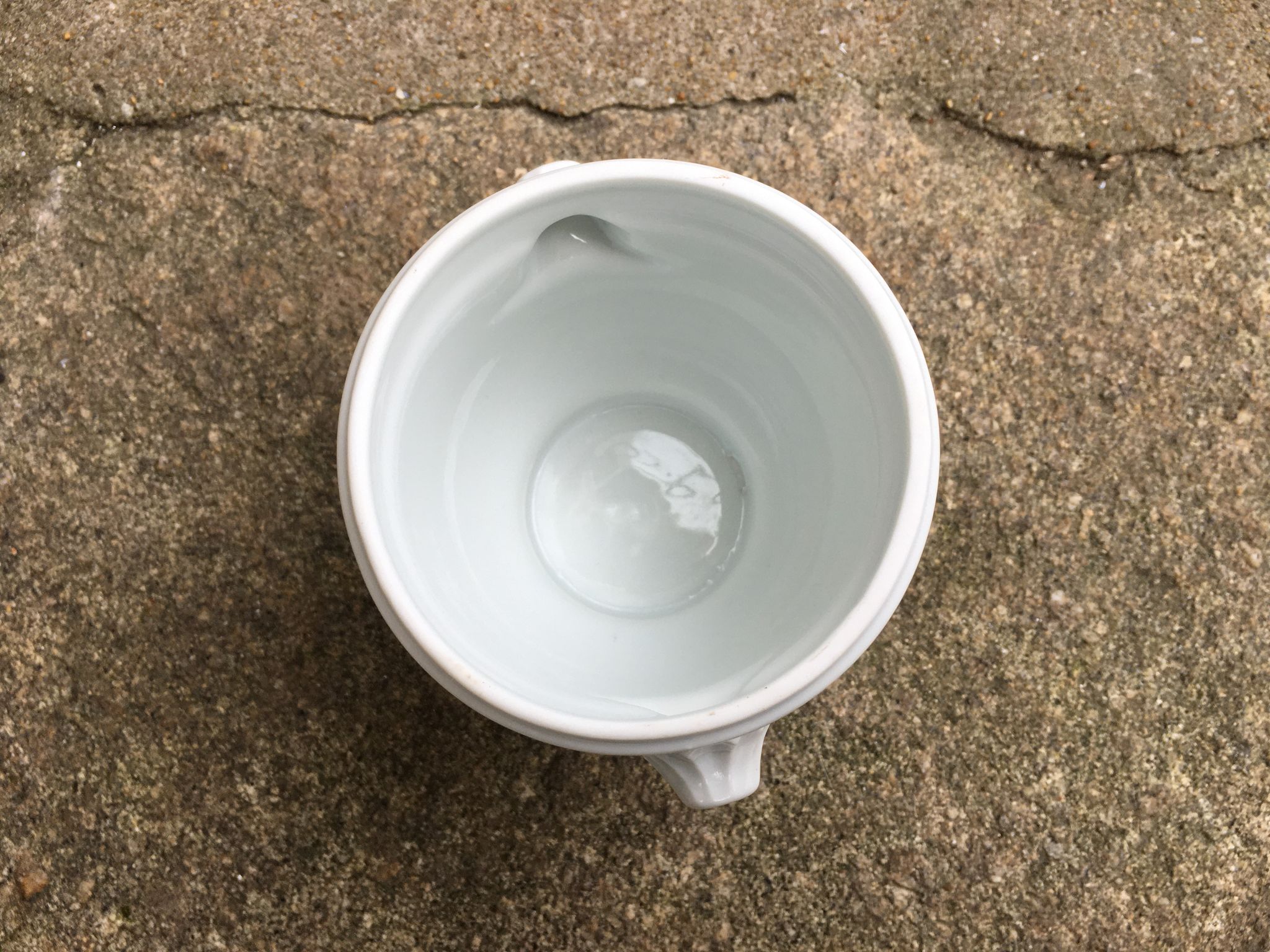 Cache pot moutardier ou saucière en porcelaine blanche