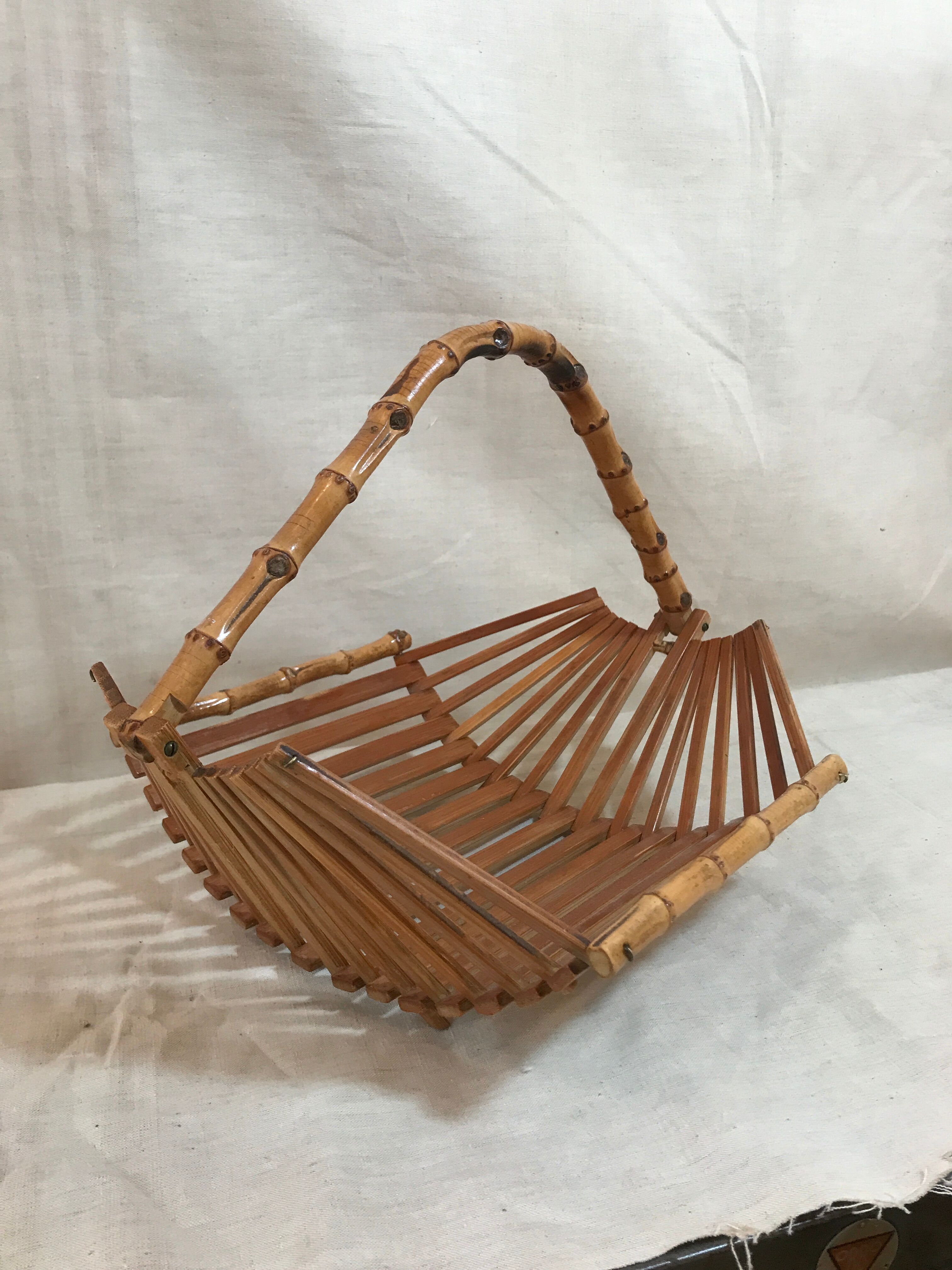 Basket fruit cut 1960 vintage bamboo rattan wicker