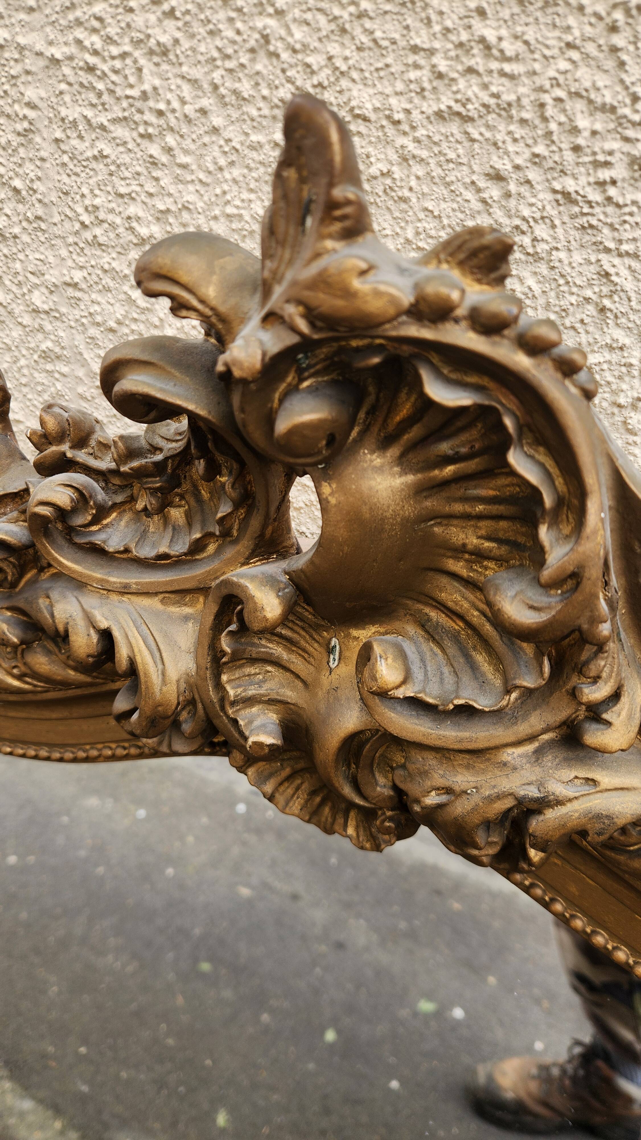 Ancien miroir doré style Louis XVI