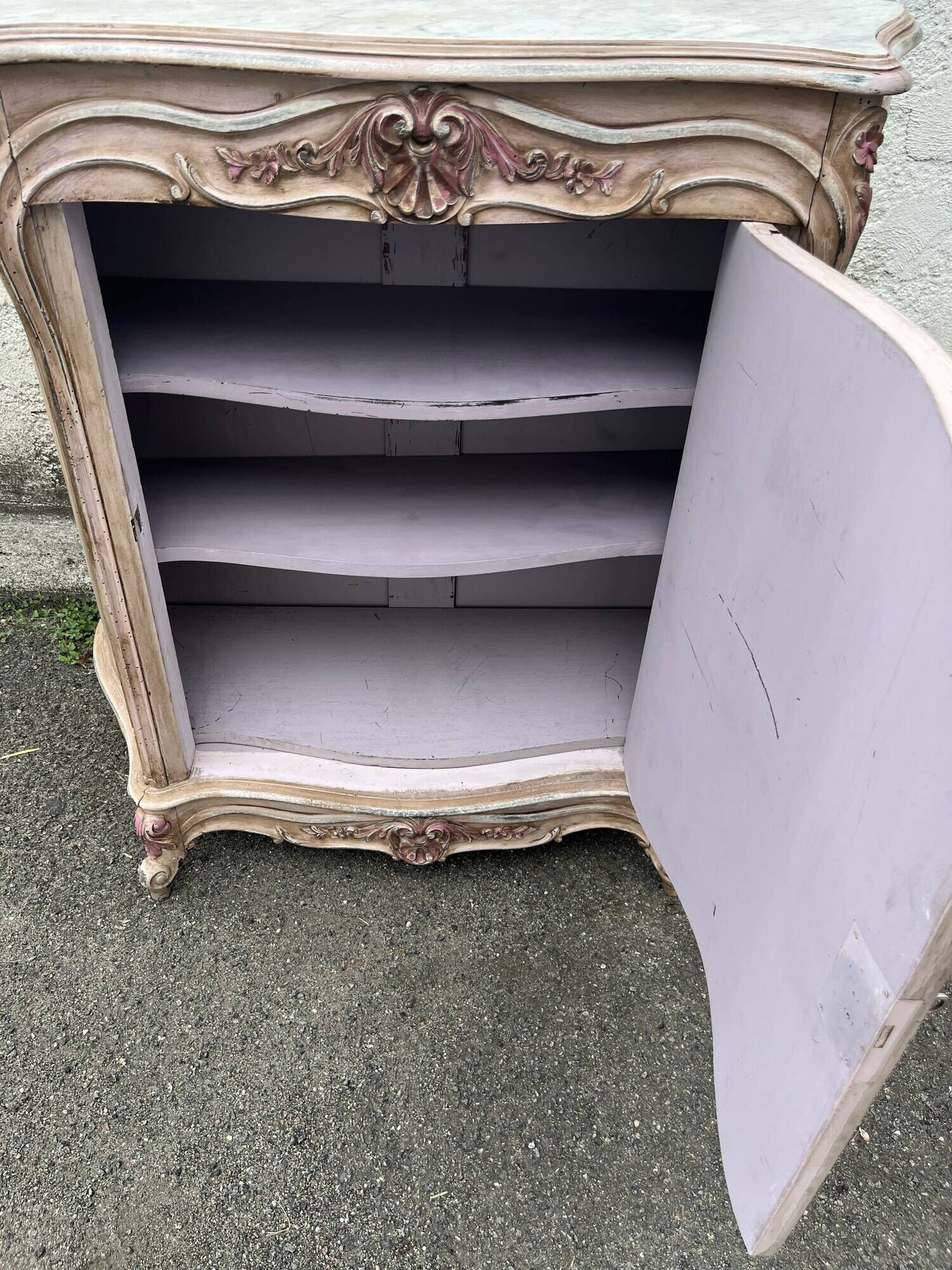 Louis XV style side table – door carved with floral decoration
