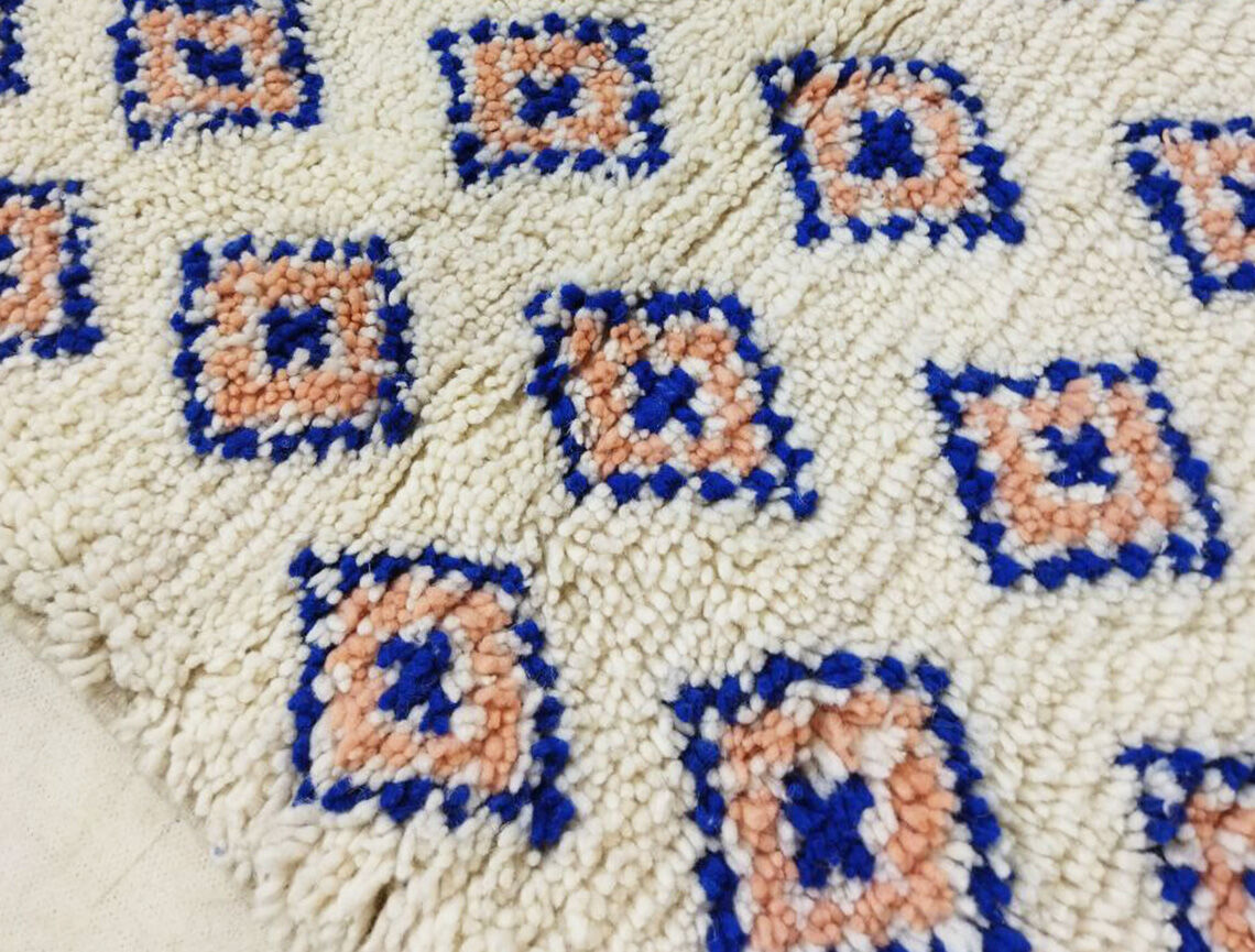 Moroccan carpet 127x82cm