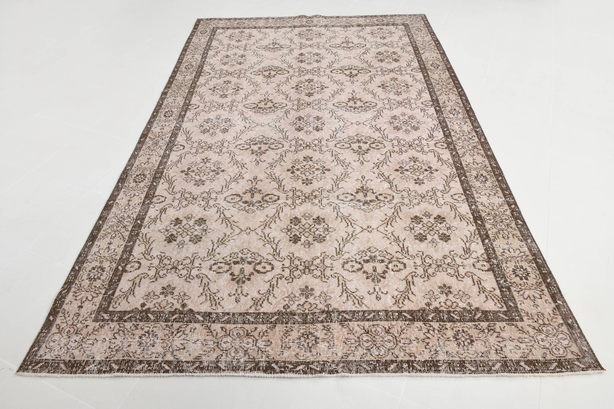 6x10 Light Pink Orientel Vintage Area Rug, 187x300Cm