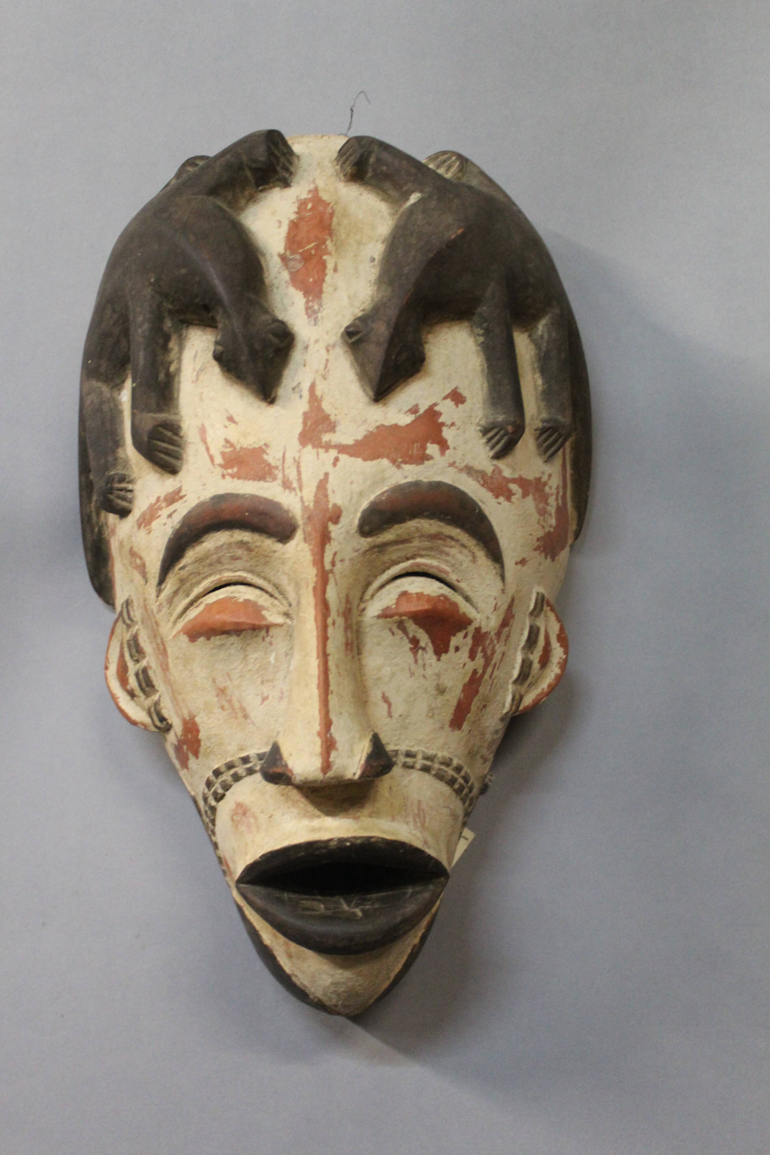 Masque africain Ibibio Nigeria