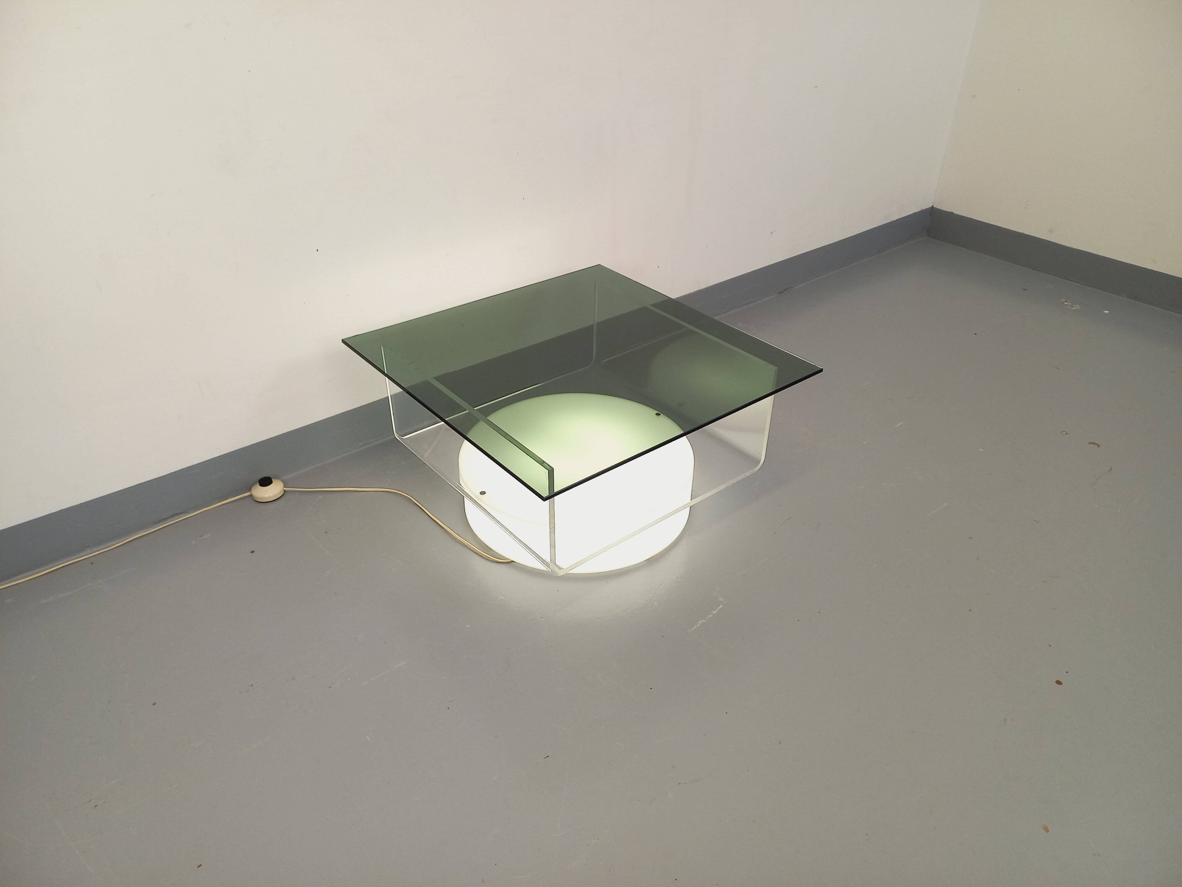 Vintage Italian square illuminated coffee table in glass and plexiglass