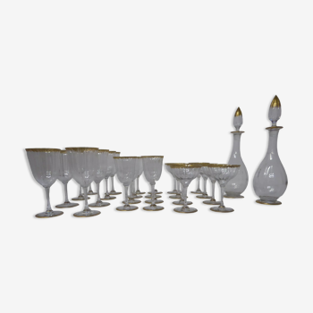 Service of Venetian glasses with decanters