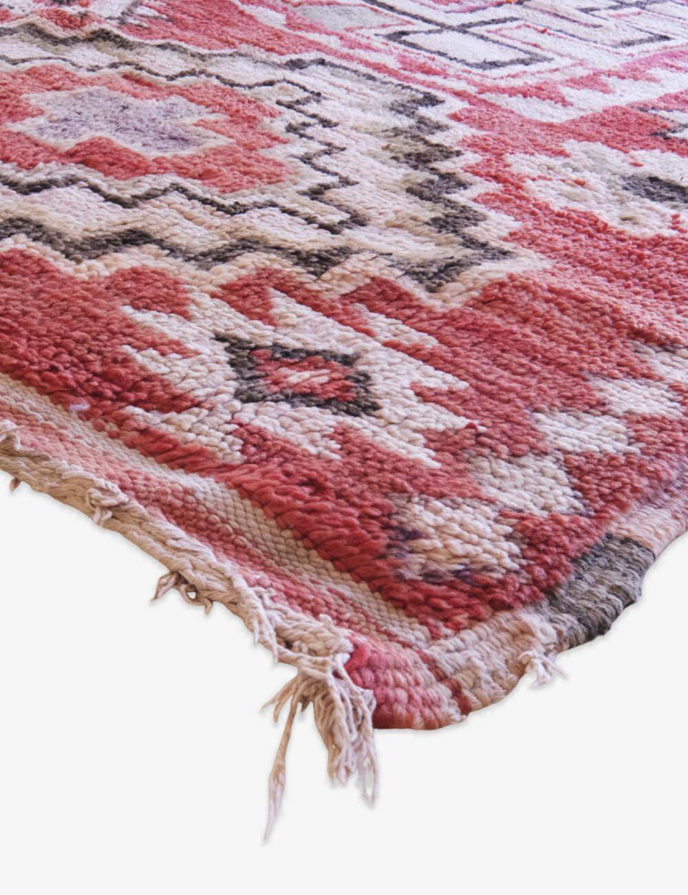 Antique Earth Red Rug - 225 x 162 cm