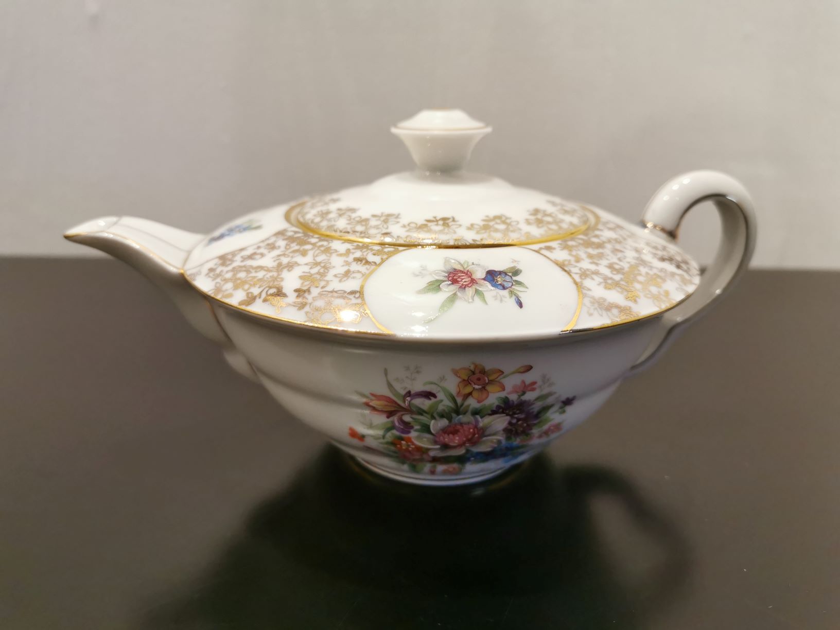 Duo service à thé porcelaine de Limoges estampillé Luce