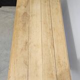 Antique farmhouse table in solid oak with turned legs