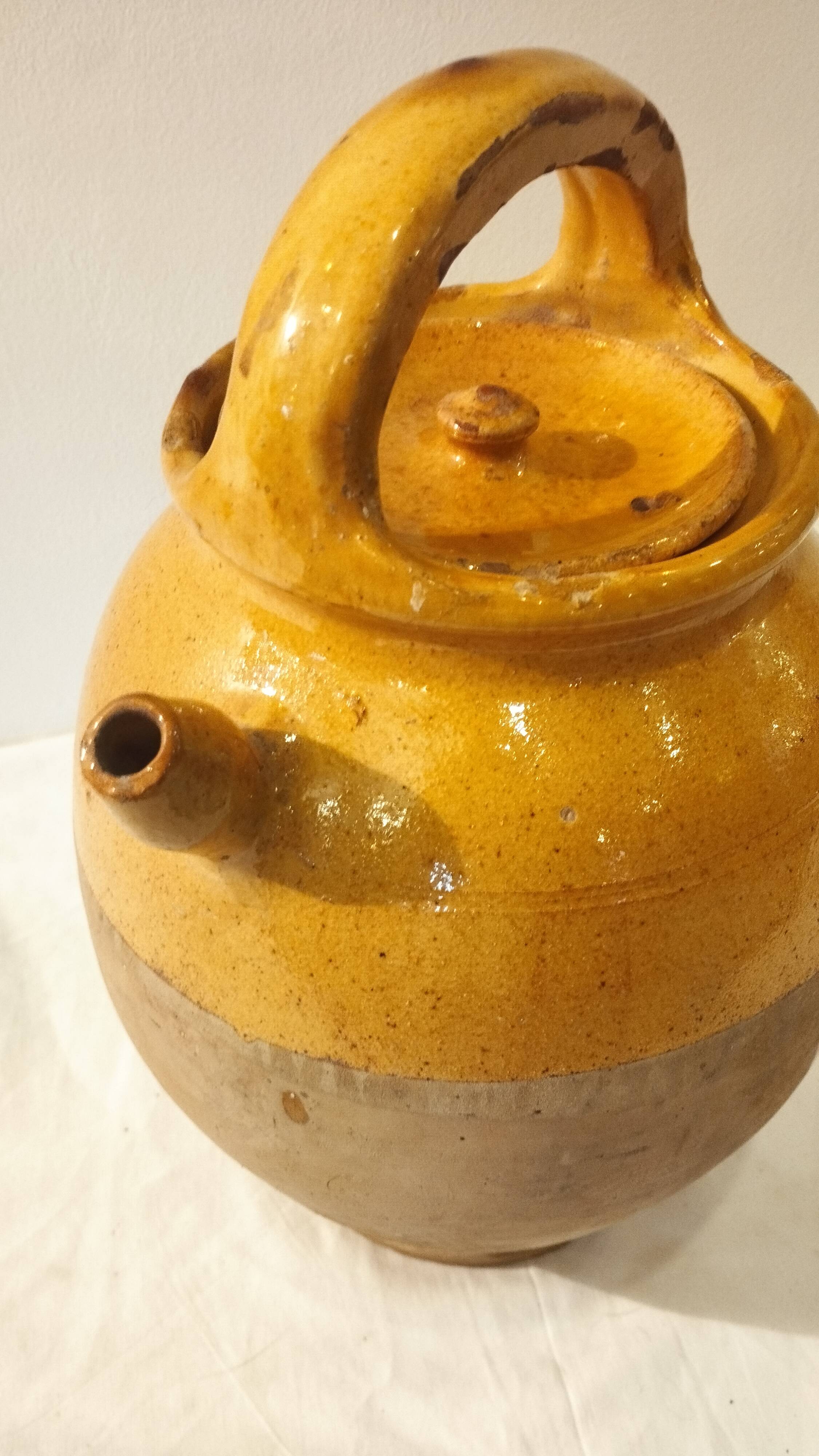 Ancienne cruche à eau